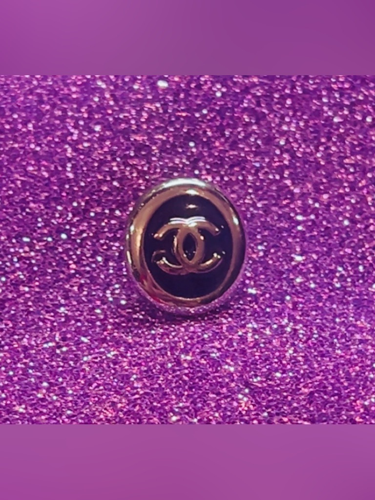 Rare Vintage $685 Little Chanel Oval Cc Black Silver Pin Brooch